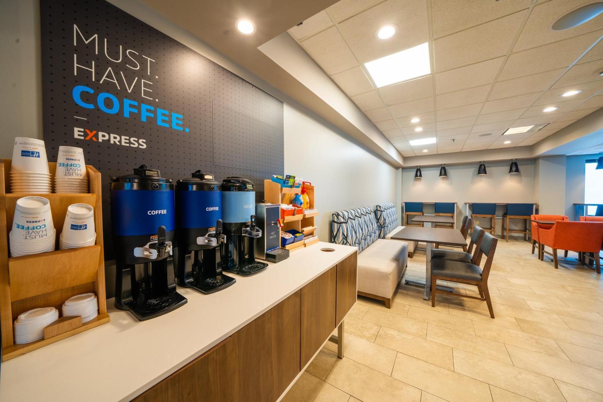 Hotel Holiday Express & Tampa-oldsmar By Ihg 2*
